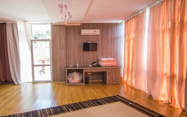Hotel Aisi