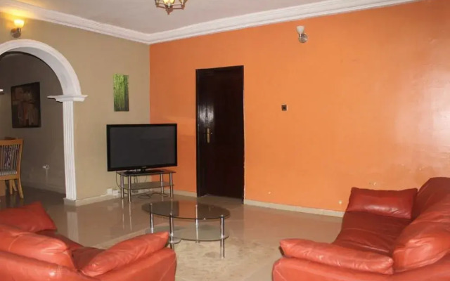 Cristabol Place Hotel
