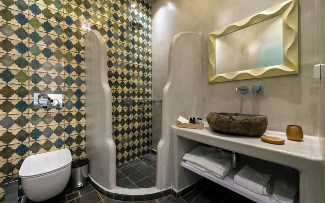 Emerald Collection Suites