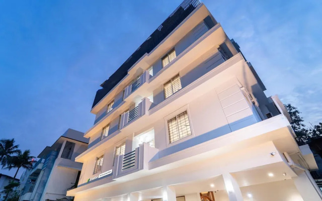 Treebo Petals Suites