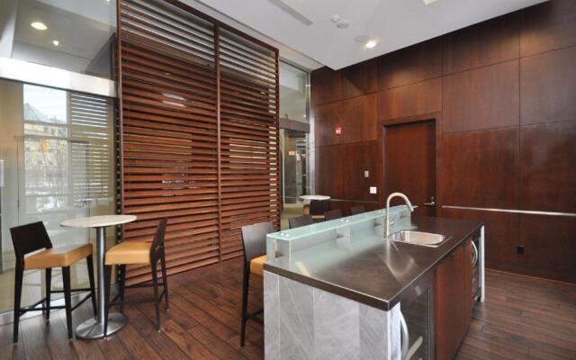Royal Stays Furnished Apartments - Square One