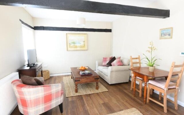 Woodstock Suites