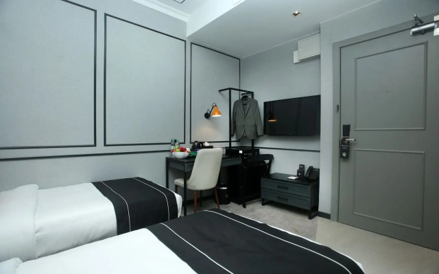 Stanton Hotel