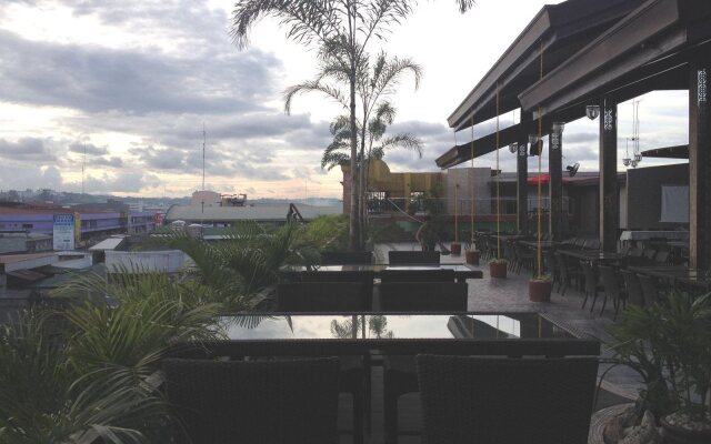 Pearlmont Hotel