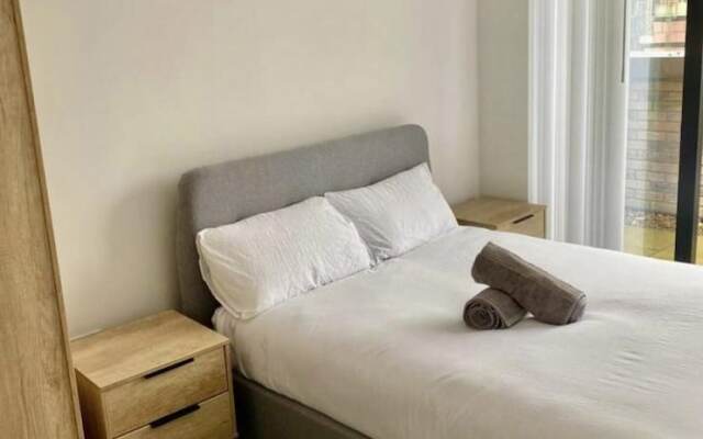 Salford City Retreat - Modern 2 Bedroom Apartment