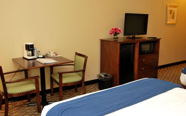 Holiday Inn Express Lapeer by IHG
