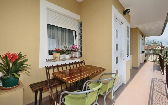 Awesome Home in Umag With Wifi and 2 Bedrooms