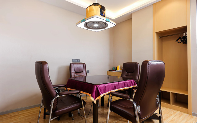 Magnotel  Hotel(Changsha Provincial Government Guihuaping Subway Station Store)