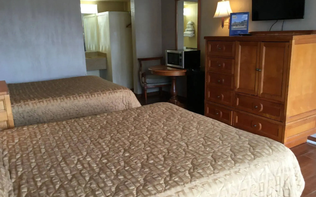 All Seasons Lodge