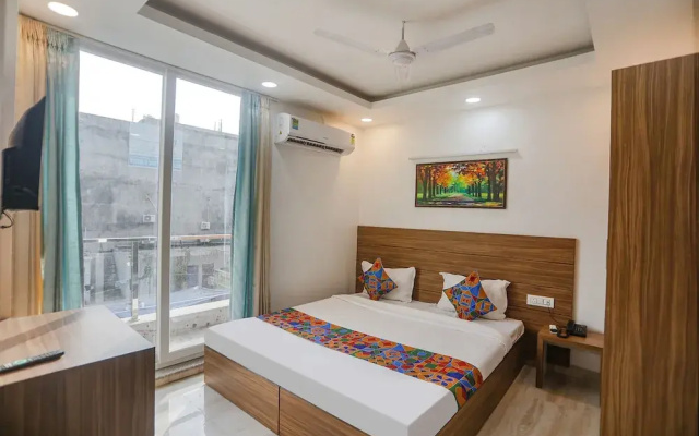 Fabhotel Unique Stay