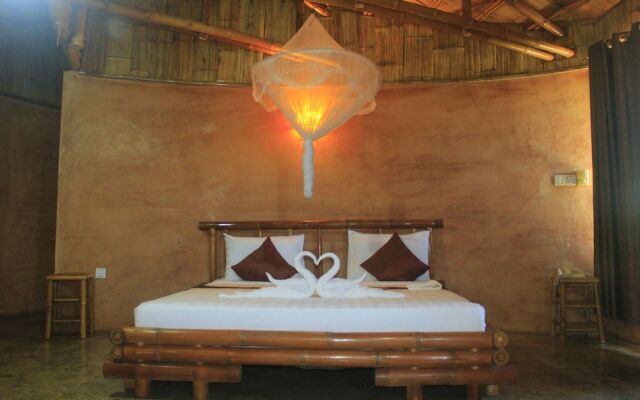 Hanchey Bamboo Resort
