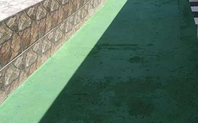 Ótima casa com piscina em Praia Grande