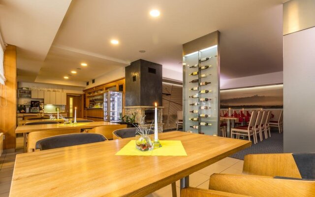 Hotel Kravi Hora
