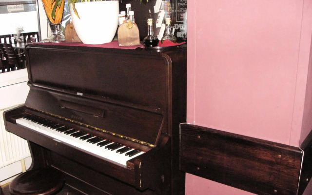 Hostel - With Private Entrance