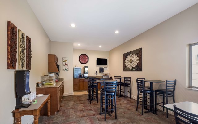 SureStay Hotel by Best Western Whittington Rend Lake