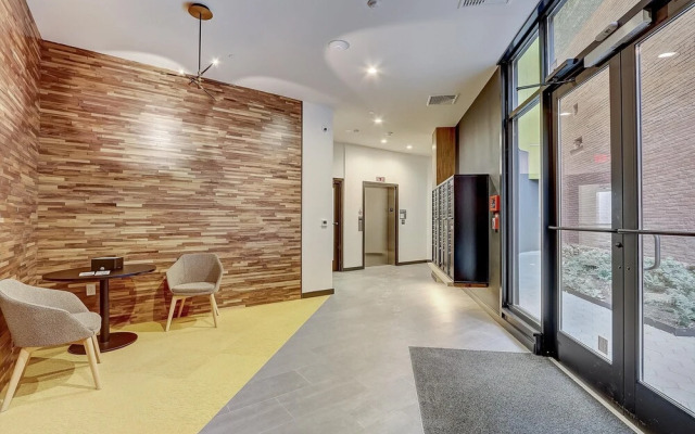 FRONTDESK The Glenwood Apts Brewerytown Philadelphia