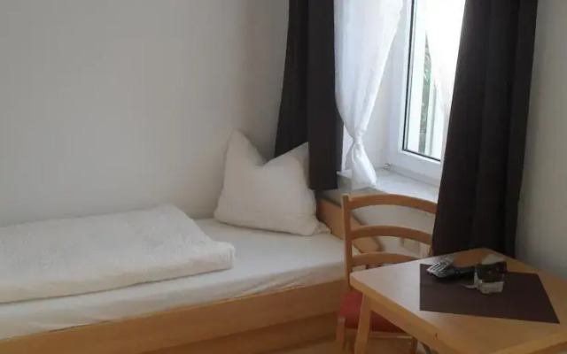 Pension Am Bogendreieck