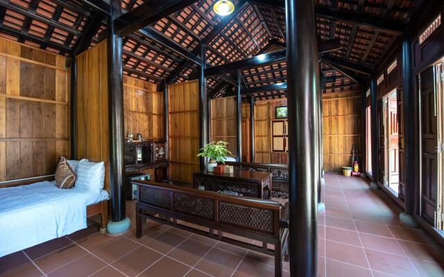 Ha Gia Ecolodge & Riverside
