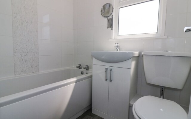 144 Sunbeach Chalet