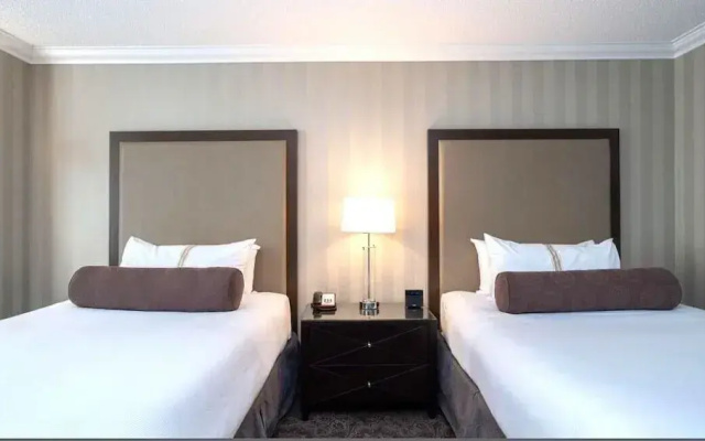 Sarawan Hotel