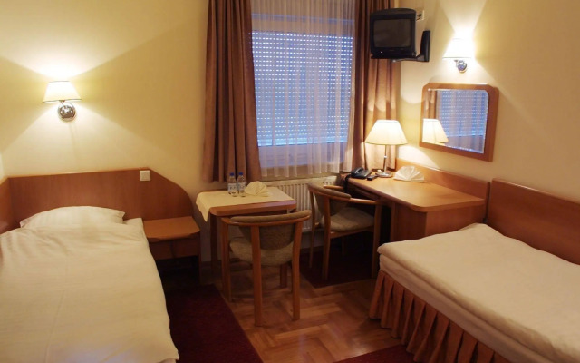 Hotel Bielany