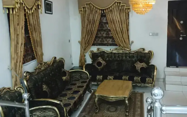 Kawruky Hotel & Suites