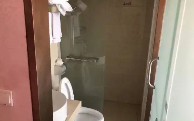 Xinjia Hotel