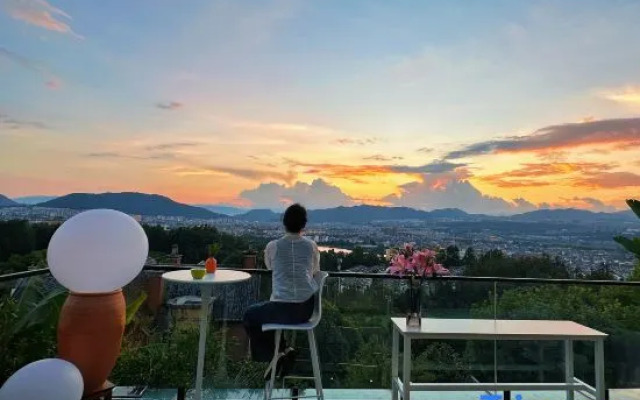 Oxysen Pool Hot Spring Hotel