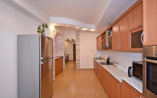 Northern Avenue, 2 bedrooms Luxury, Unique apartment HH656