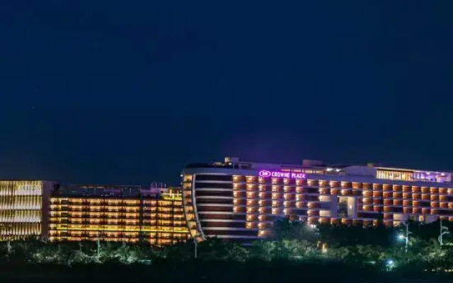 Xinhaiwan Business Hotel