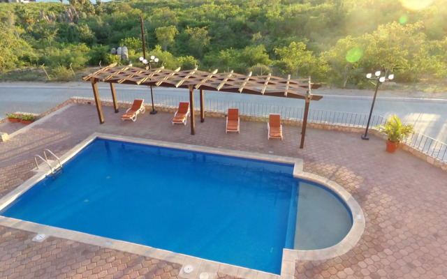 Sunrock Hotel and Suites