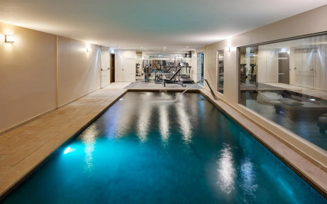 Santa Eulália Suite Hotel & SPA