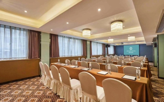 Jinchen Hotel (Hangzhou Huanglong Sports Center)