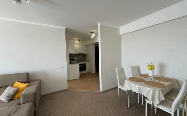 Apartments on Urozhnaya street 71/1k6