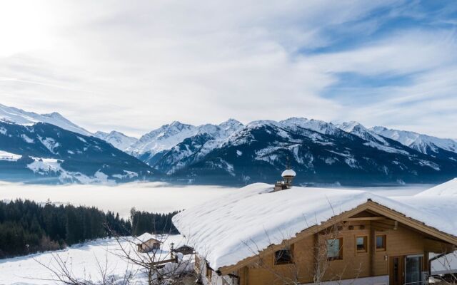 Welcoming Apartment in Hollersbach im Pinzgau near Ski Area