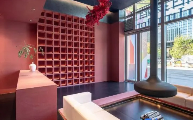 Dream Inn Hotel (Songjiazhuang Subway Station Branch)