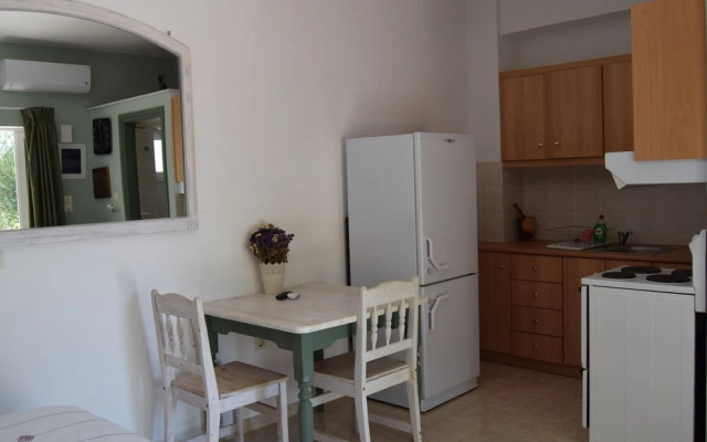 Anastasios Olive Garden Apartments