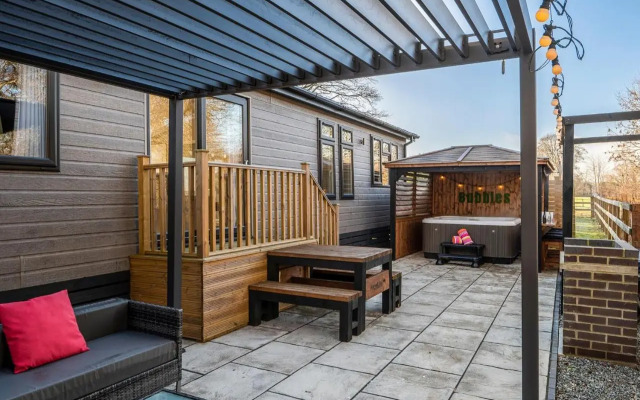 Raywell Hall Country Lodges