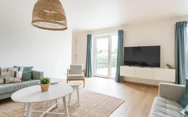 Apartment in Ameland Near De Vleijen