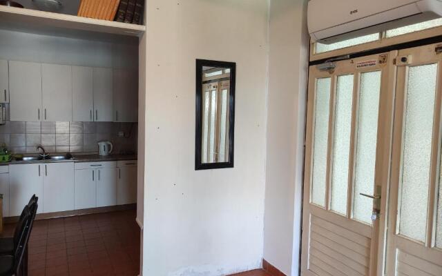 Studio Apartment Markomatea