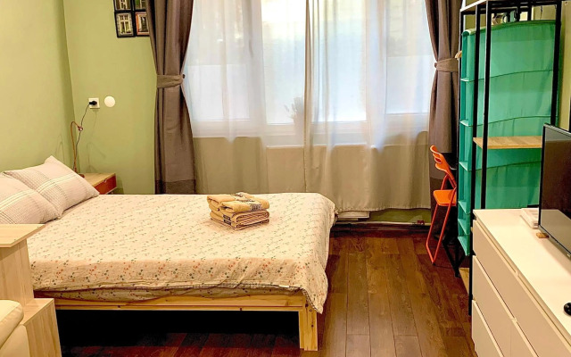 Exceptional Refurnished Studio TOP Location