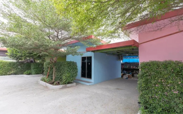 Ruai Thong Pong Pai Resort By Zuzu