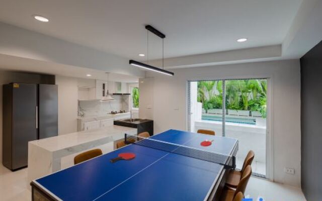 Sabbath Residence(Luxury pool villa townhome)