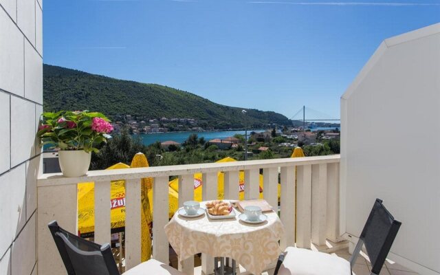 Guest House Rosa Bianca