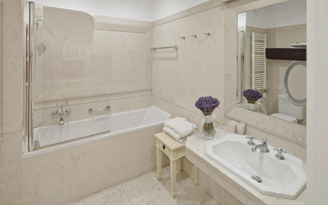 The Bonerowski Palace Boutique Hotel