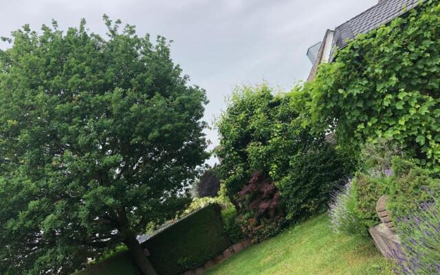 Bel Art Etage