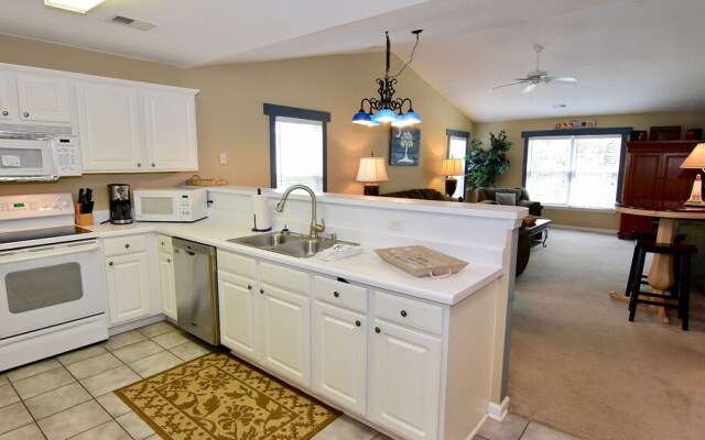 True Blue 2BR by Peace Vacations