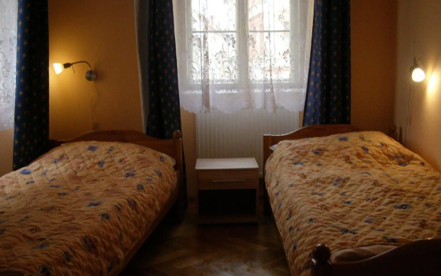 Hotel Zatkuv dum