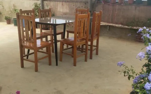 Huangyao Ancient Town Julongyuan Hotel