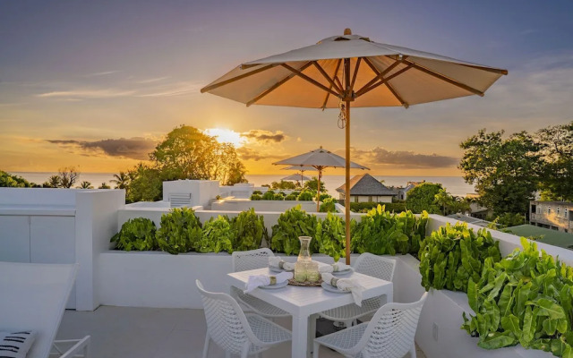 Palm Grove Villas & Hotel